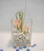 2 adet gül camda taslarla   Tunceli çiçek mağazası , çiçekçi adresleri 